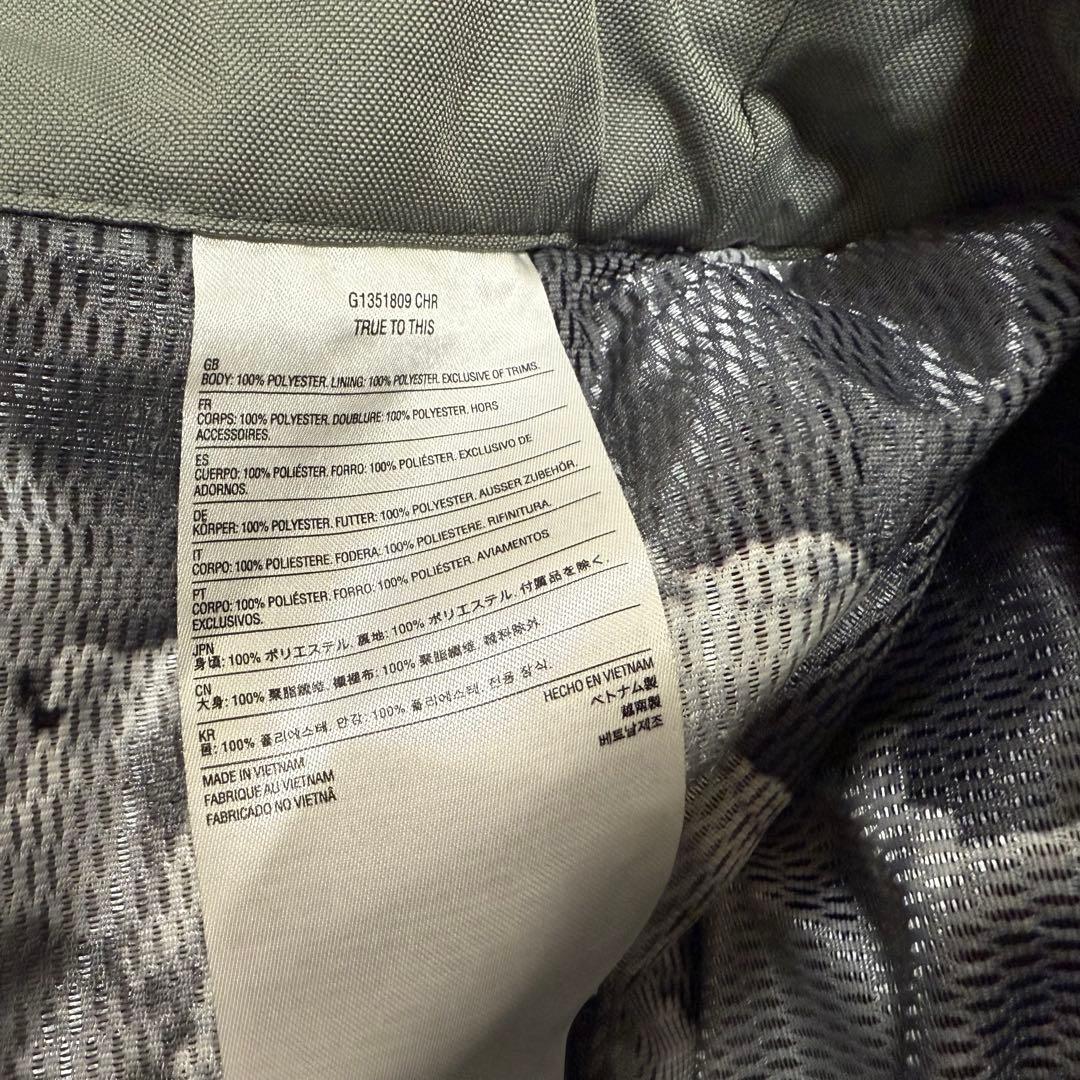 美品 ボルコム スノーボード ビブパンツ グレー M【E-52】