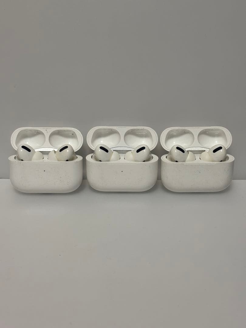n*.様 《J7-221》AirPods本体 ホワイト 3個セット