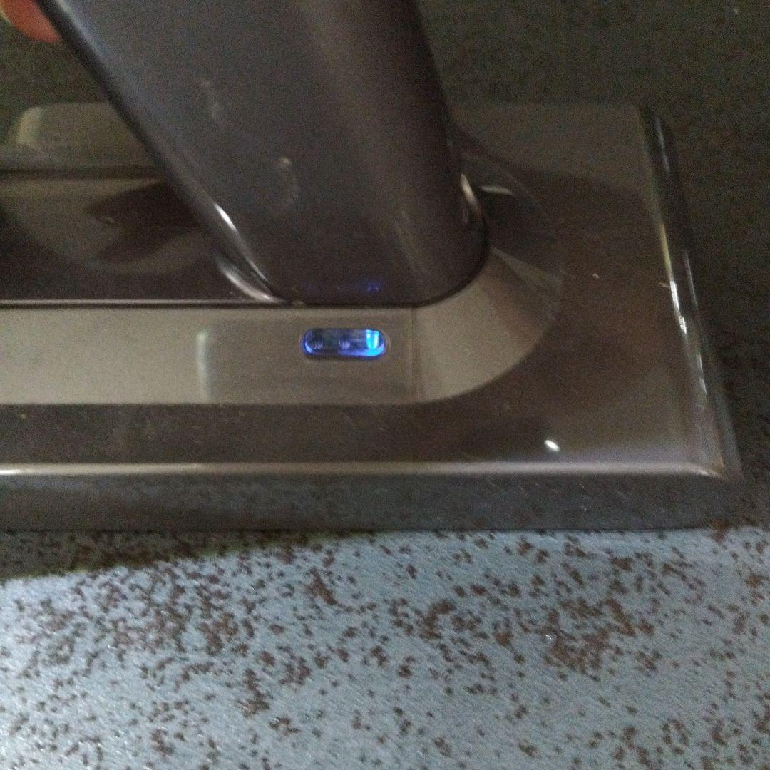 disonダイソンV8/Fluffy コードレスクリーナーバッテリー充電機能無し