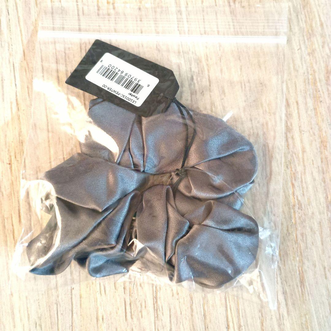 FRANCE LUXEミディアム スクランチー シルク シャルムーズ ピューター