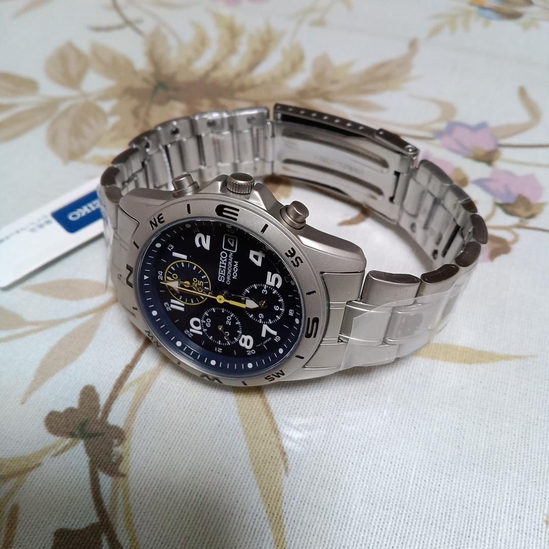セイコー時計☆スポーティかつスタイリッシュ！！クロノグラフ☆メンズ
