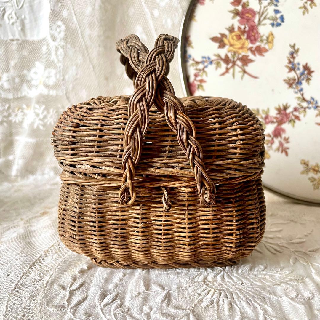 【訳あり】ドールパニエ　フランスアンティーク 人形用 ミニ プチ カゴ 籠 かご