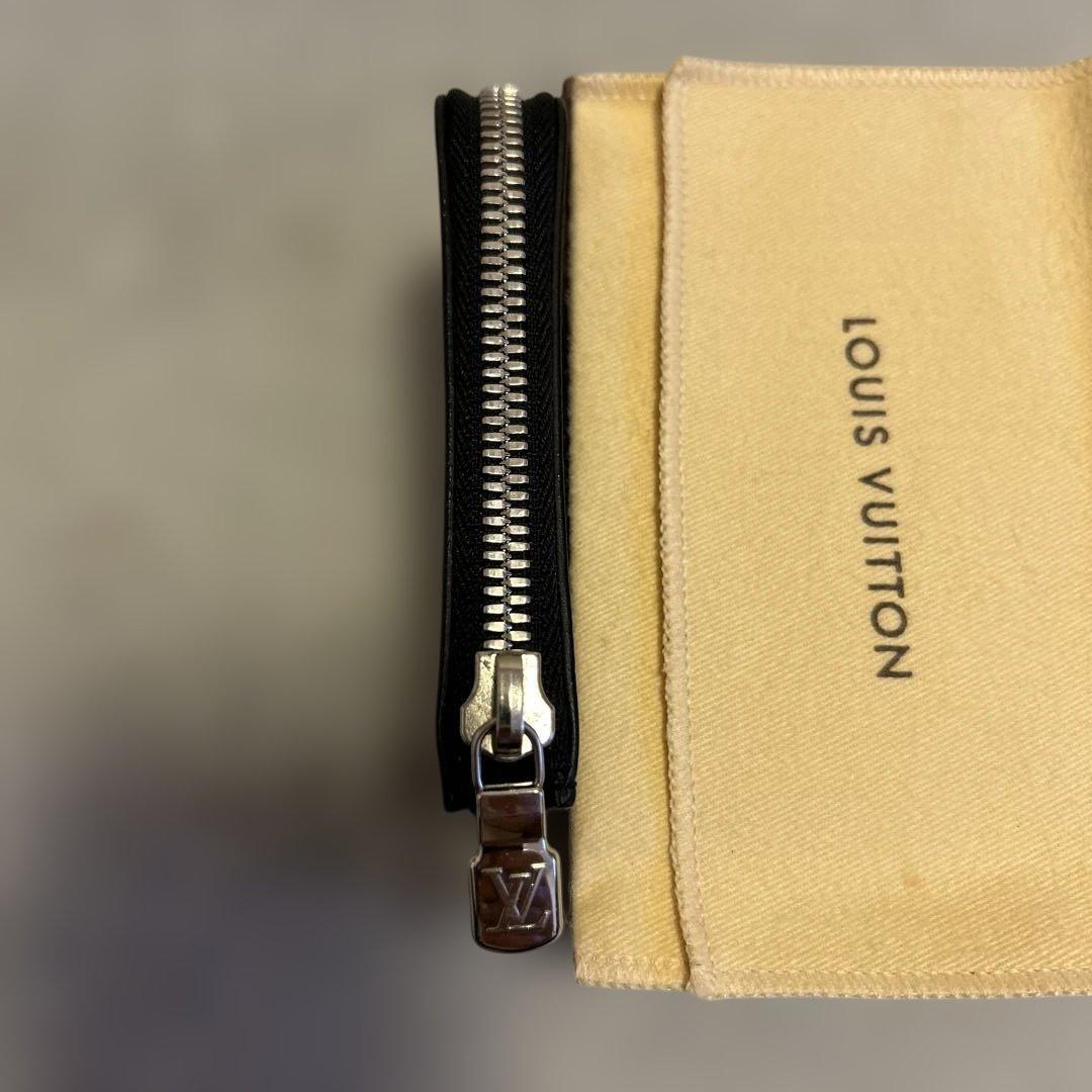 ルイヴィトン　タイガ　ポルトモネジュール　ブラック