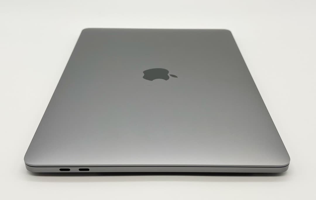 2019年 MacBook Pro 13インチ (16GB, 1TB SSD)