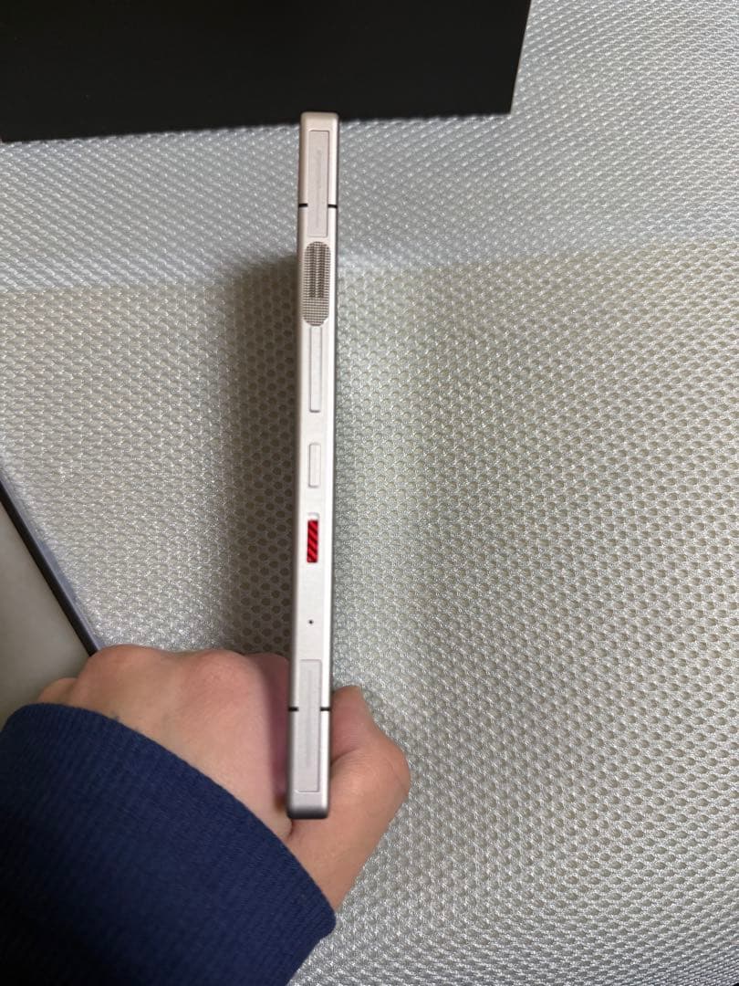 REDMAGIC 11PRO (NX809J)ゲーミングスマートフォン 本体