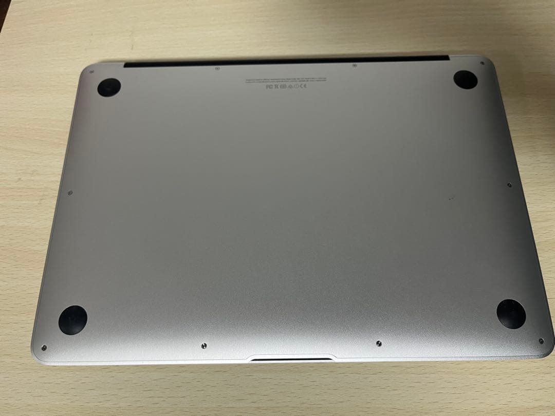 MacBook Air 13インチ Early 2015 充電器付き