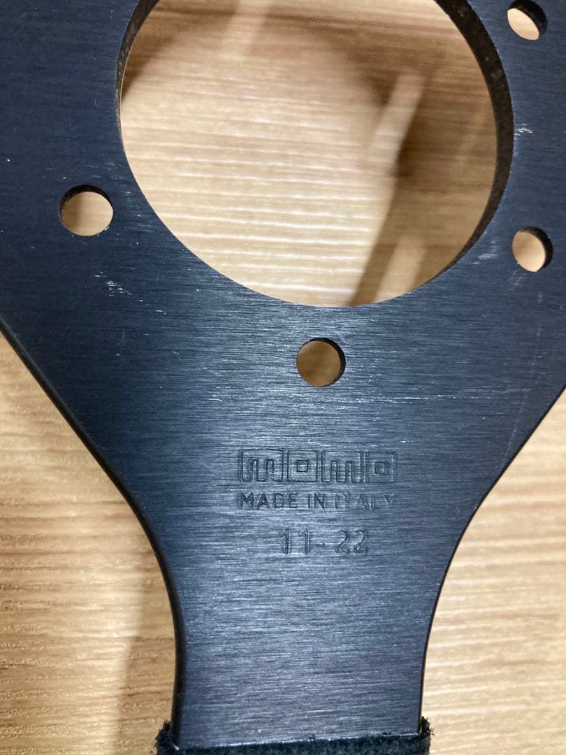 MOMO VELOCE RACING スエード320mm