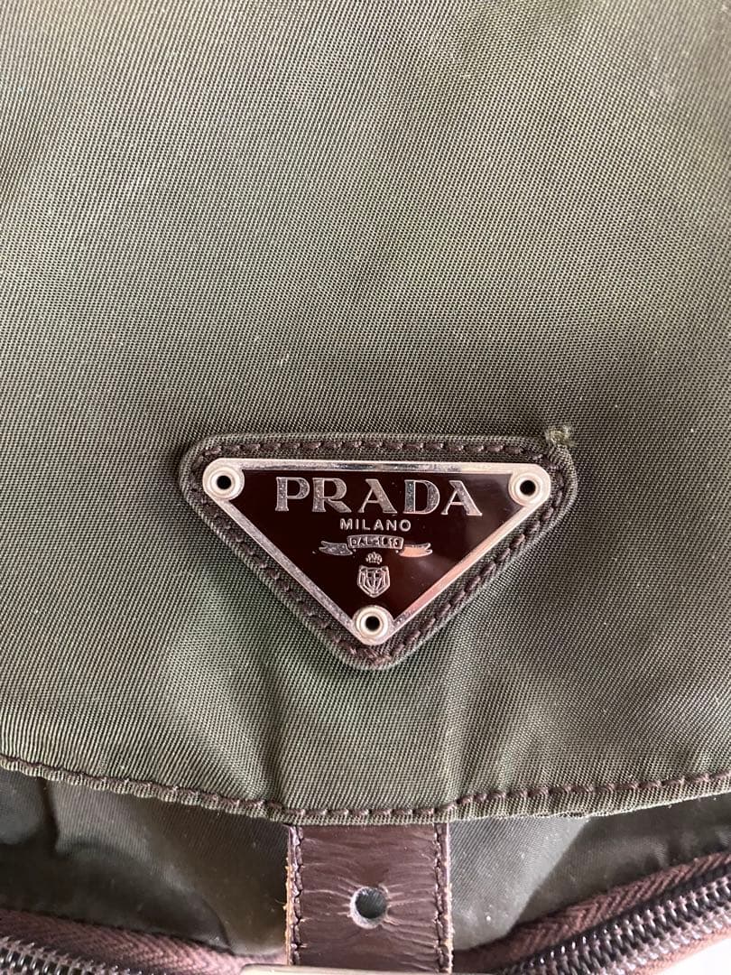 5【PRADA 】プラダ リュック・バックパック オリーブグリーン