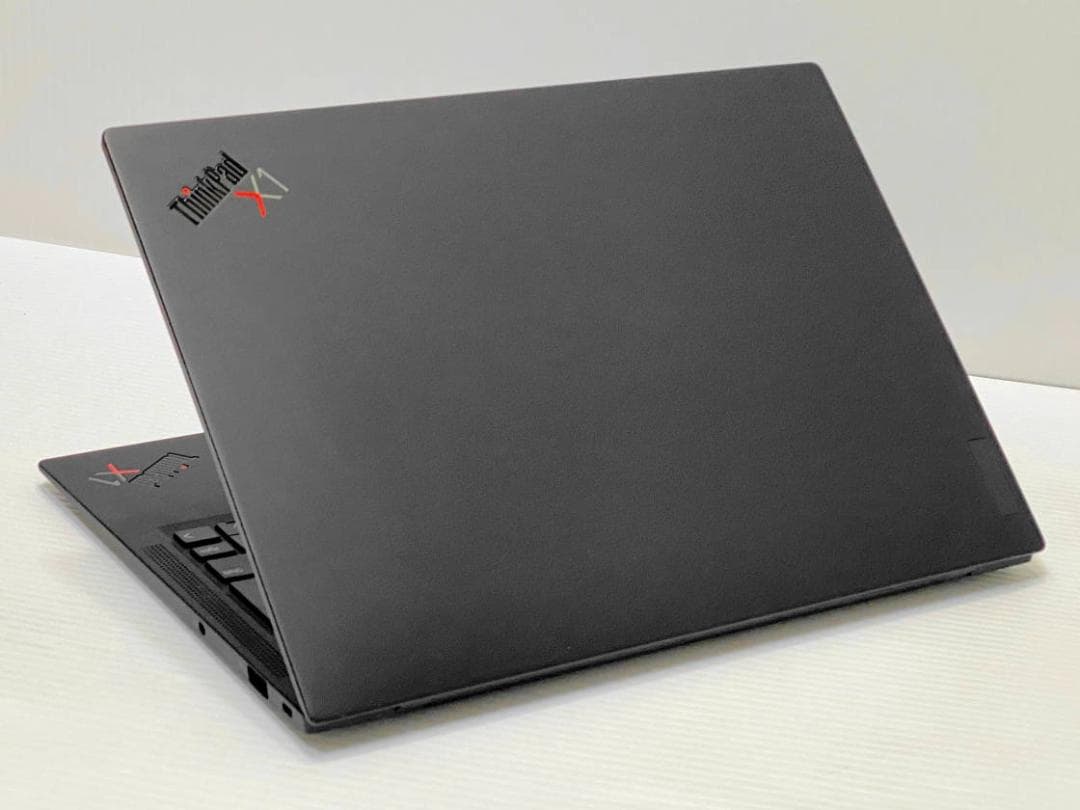 第12世代Core i5 ThinkPad X1 Carbon 10 16GB