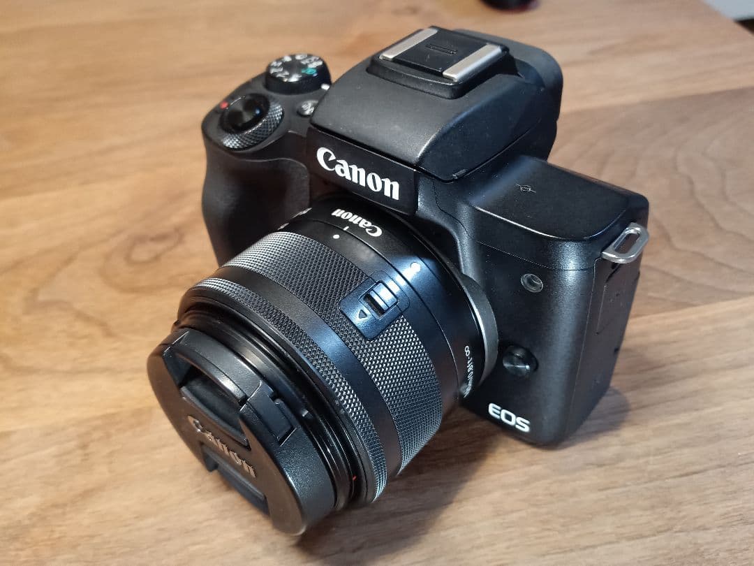 【センサー清掃済み】Canon EOS Kiss M 標準レンズキット【保証付】