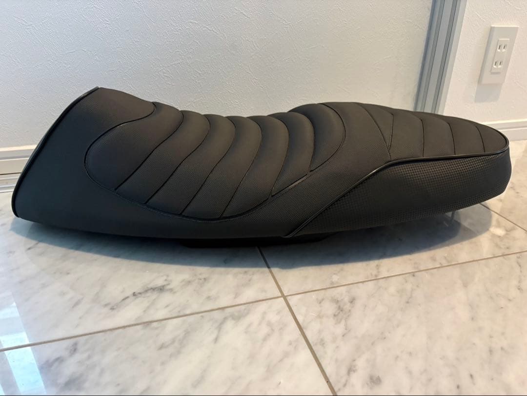 ヤマハ　シグナスX 4型　5型　DCR ローダウン　タックロールシート