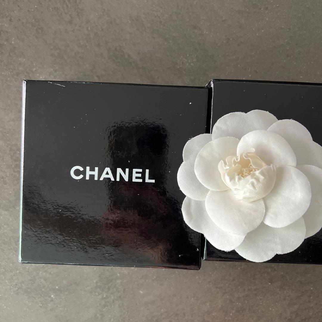 CHANEL カメリアコサージュ ブローチ 白 入卒式
