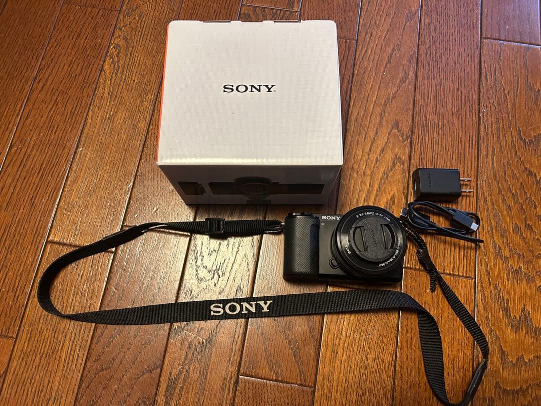 SONY ミラーレス一眼 ZV-E10 レンズキット