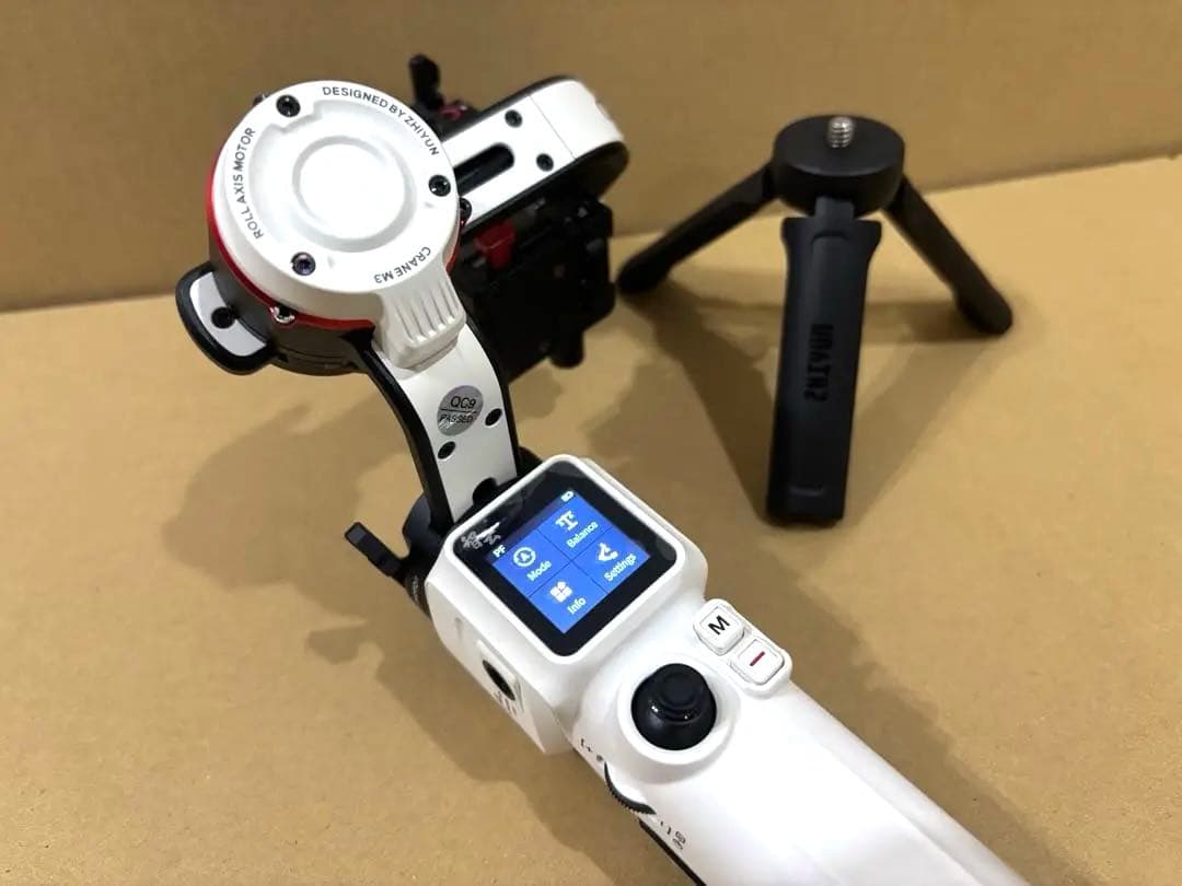 s*o様 ジンバル ZHIYUN CRANE M3 3軸ジンバル ホワイト
