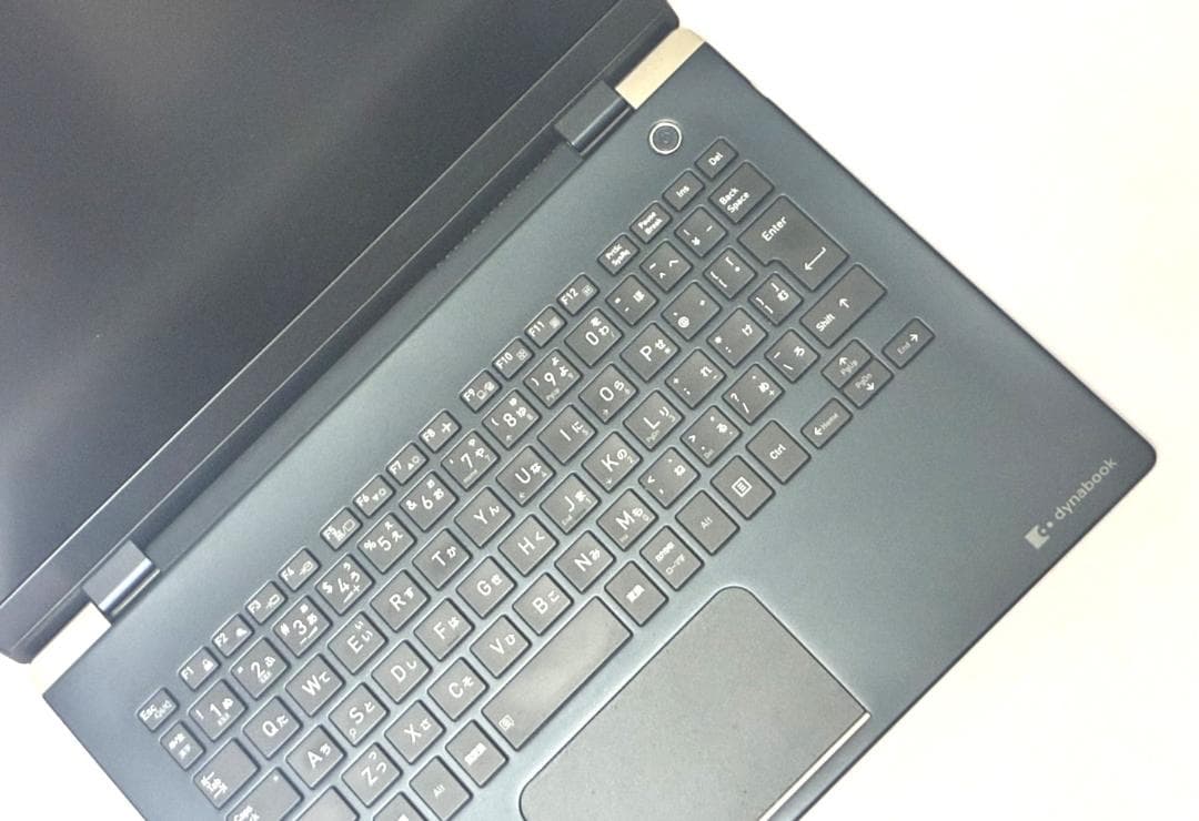 秋*葉様 外見美品 OS ストレージなし 薄型 13型 dynabook G83