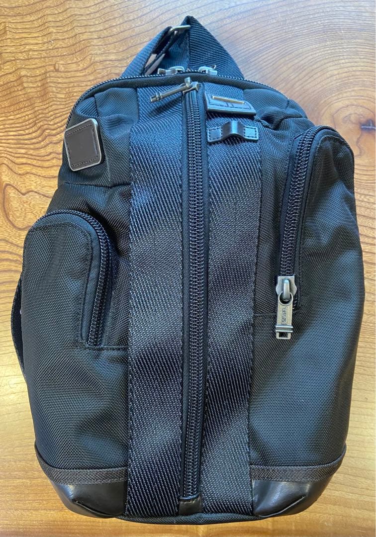 TUMI（トゥミ） ショルダーバック