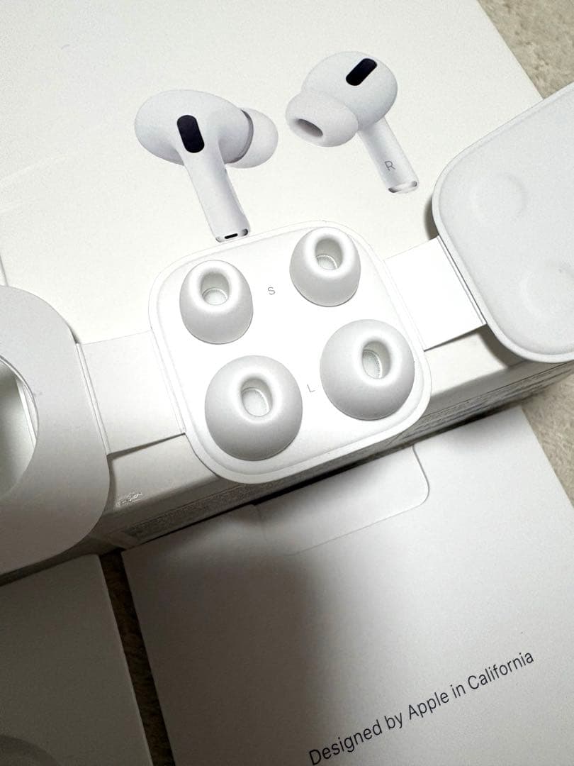 2021 AirPods pro 第1世代　Mag Safe 充電 対応