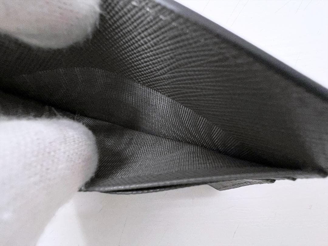 未使用保管　PRADA　プラダ　ロゴ　サフィアーノ　マネークリップ　2MN077