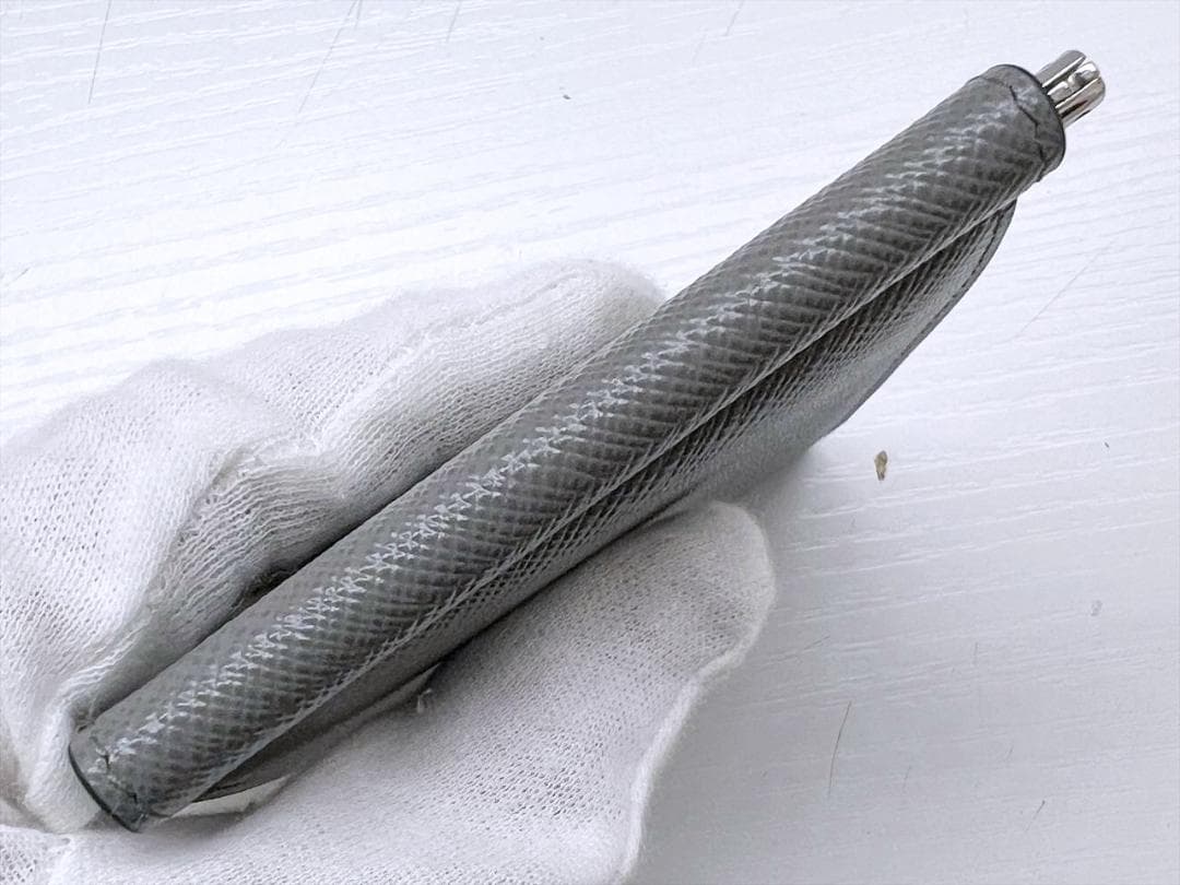 未使用保管　PRADA　プラダ　ロゴ　サフィアーノ　マネークリップ　2MN077