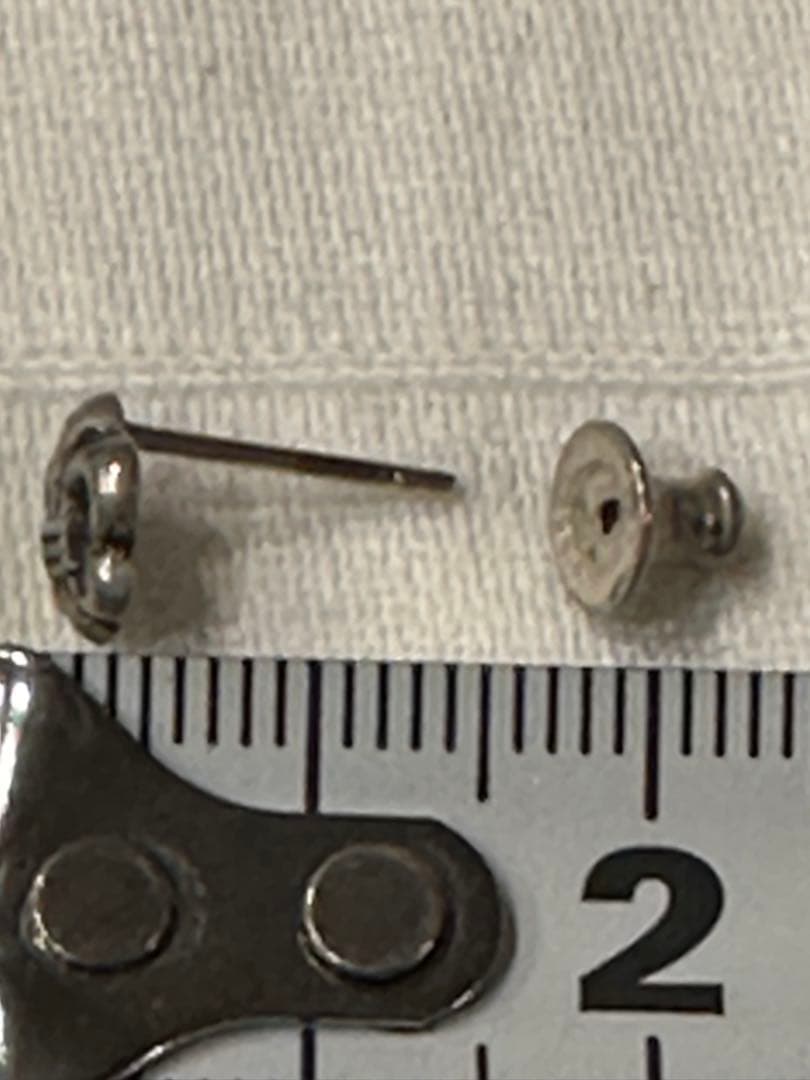 クロムハーツ　シルバー925 フルール・ド・リス ピアス(片耳用)