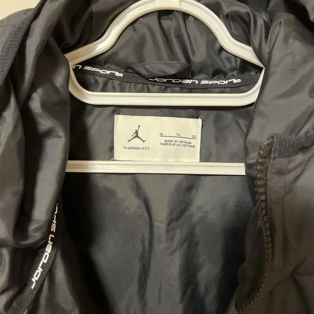 Jordan Therma-FIT ブラック ナイロンジャケット