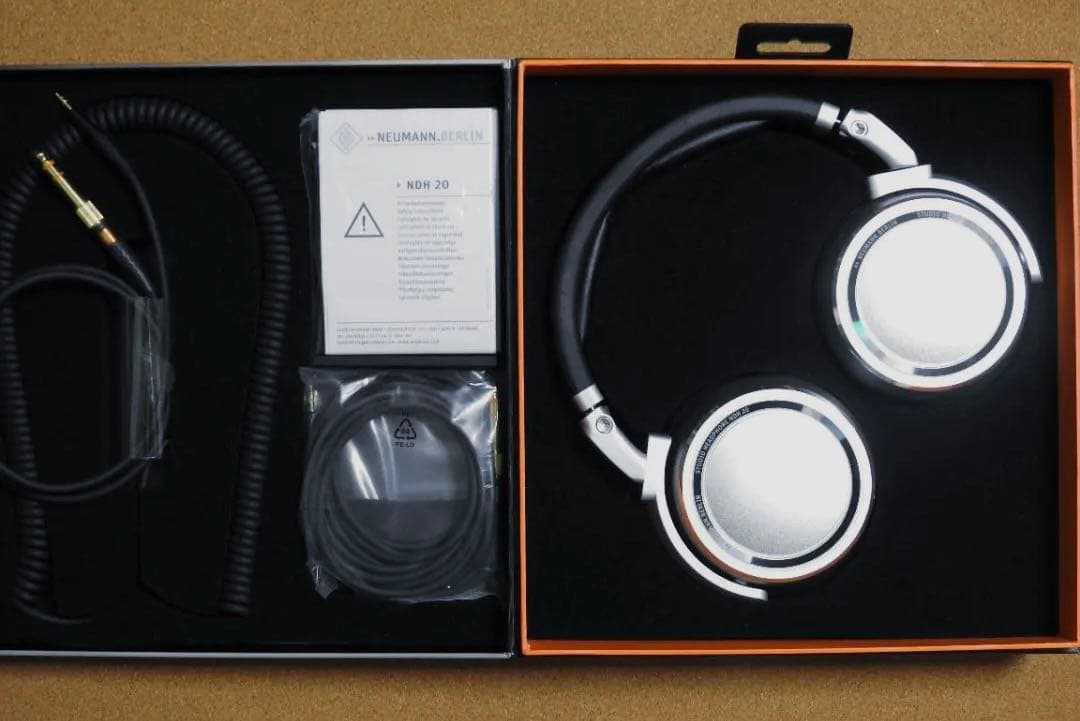 Neumann NDH 20 ヘッドフォン