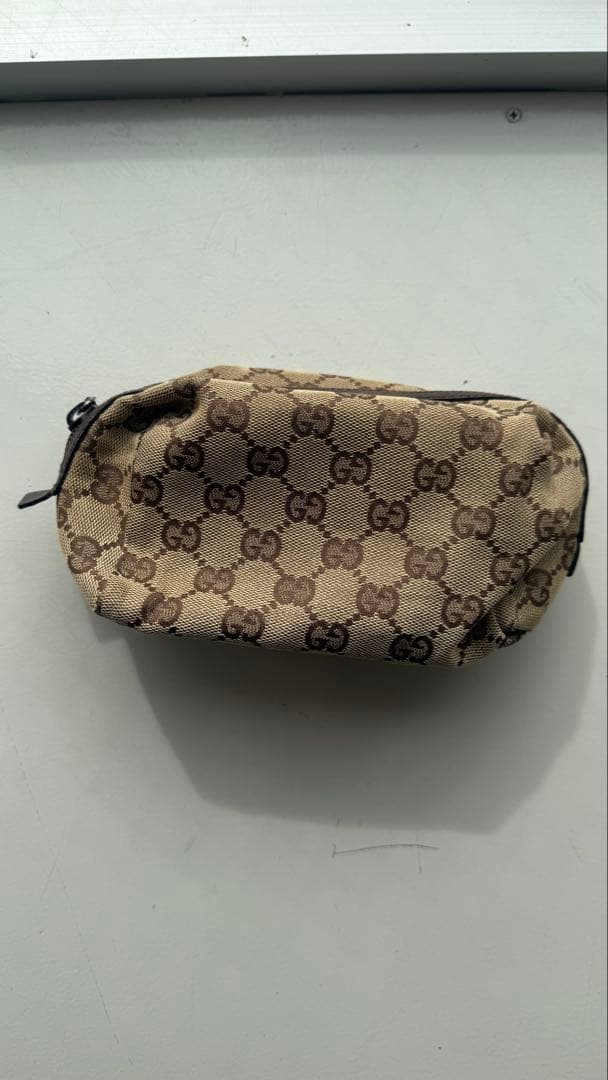 GUCCI GGパターン ベージュポーチ未使用