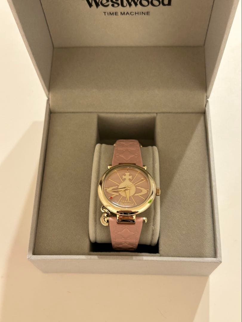 ヴィヴィアンウエストウッド　腕時計　レディース
