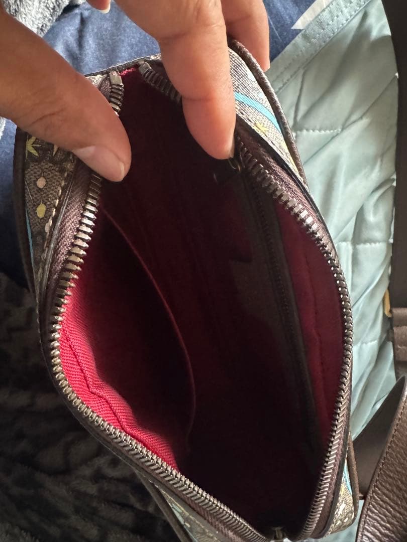 Gucci ディズニーボディバッグ