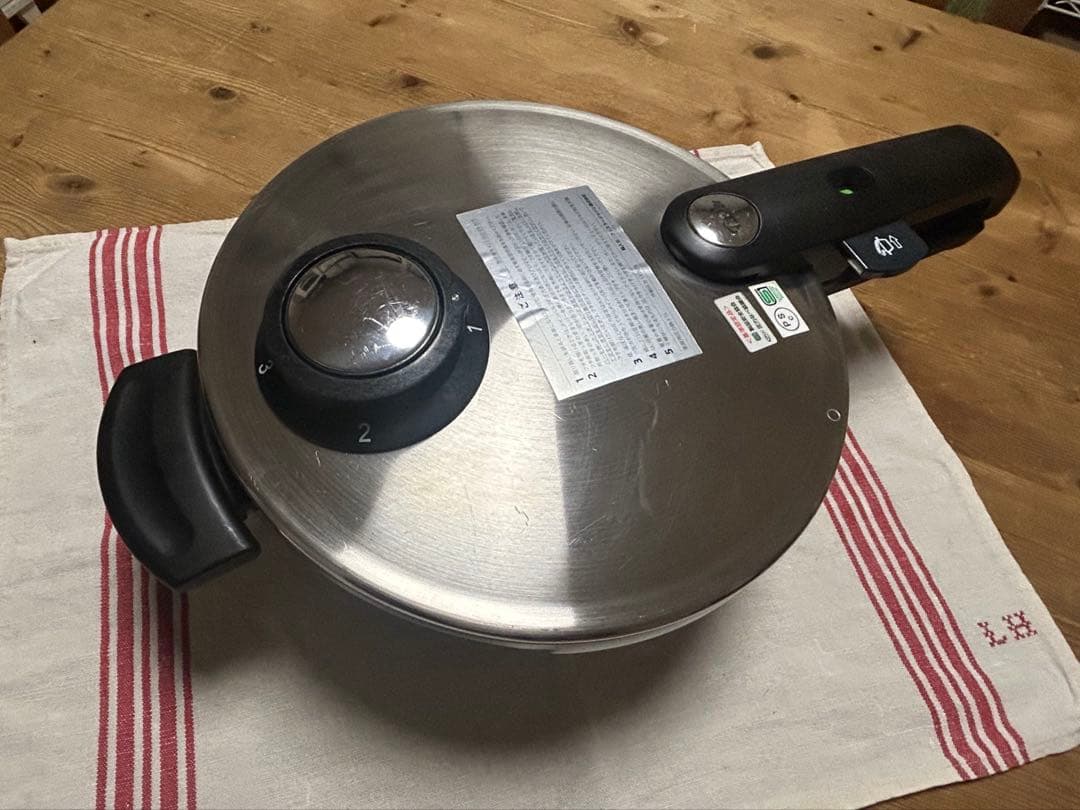 フィスラーFissler 圧力鍋 3.5ℓ取扱説明書　蒸し器　三脚