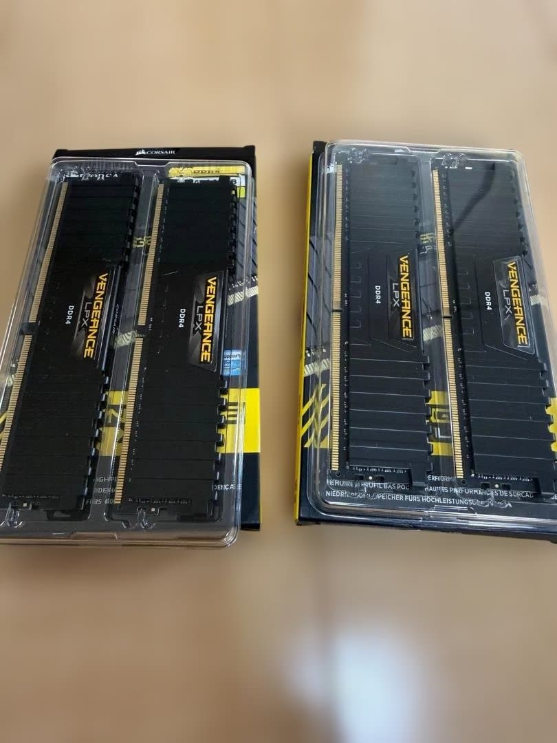 Corsair 32GB DDR4-3200MHz メモリ VENGANCE
