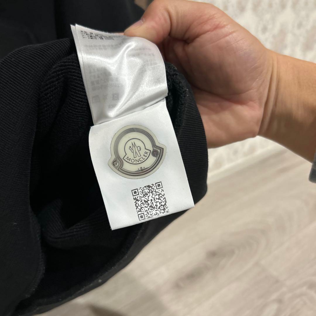 モンクレールパーカーメンズＬ