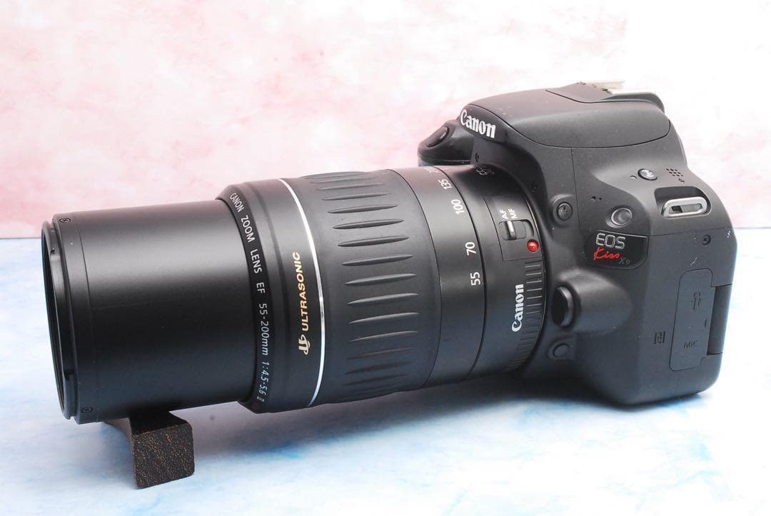 キャノン kiss X9☆高性能STM＆望遠☆Wi-Fi☆一眼レフカメラ