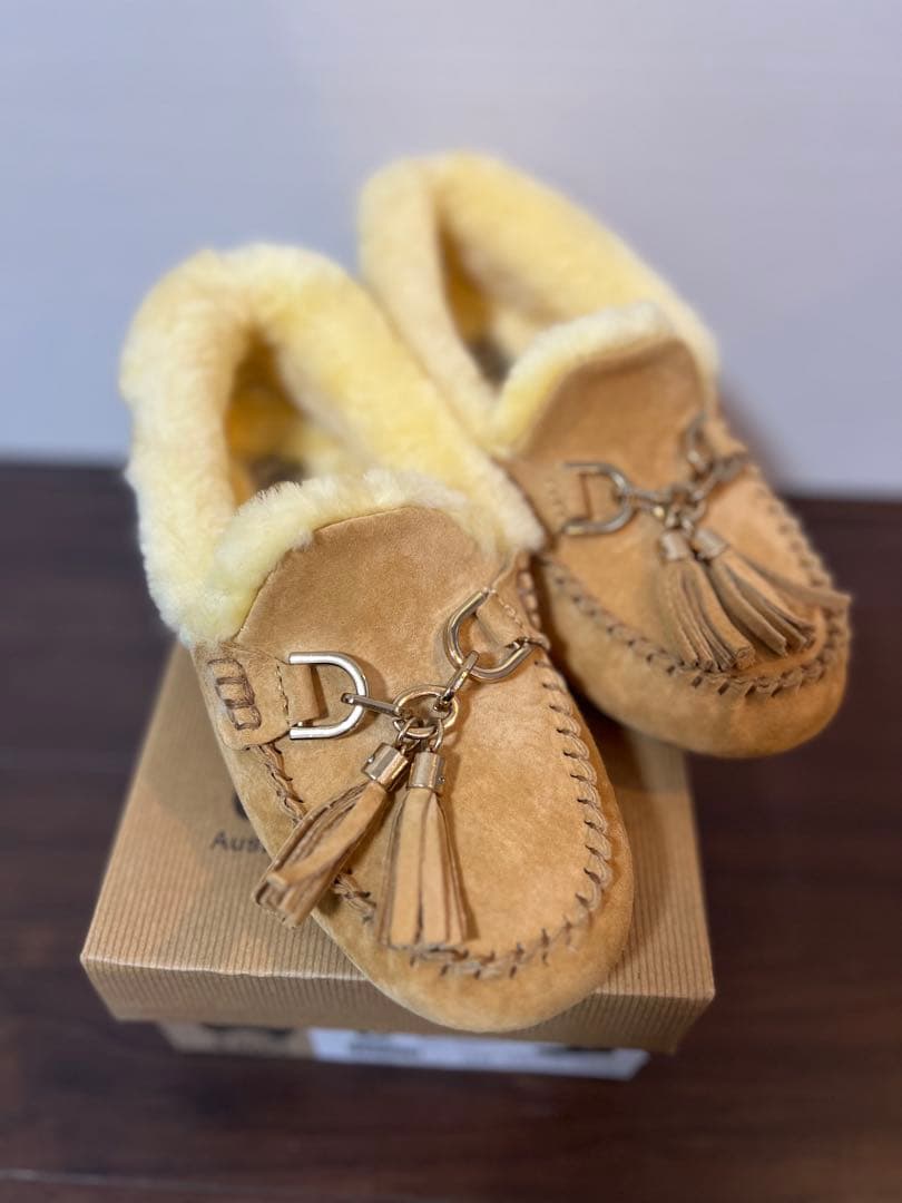 ※値下げしました　UGG ムートンブーツ 黒 ベージュ サンダル　3足セット