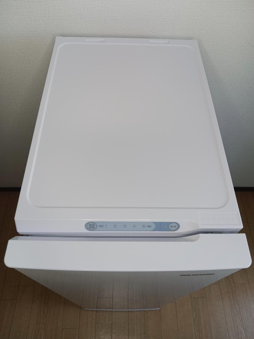 【2024年製・高年式】アイリスオーヤマ 冷凍庫 80L（IUSN-8A-W）