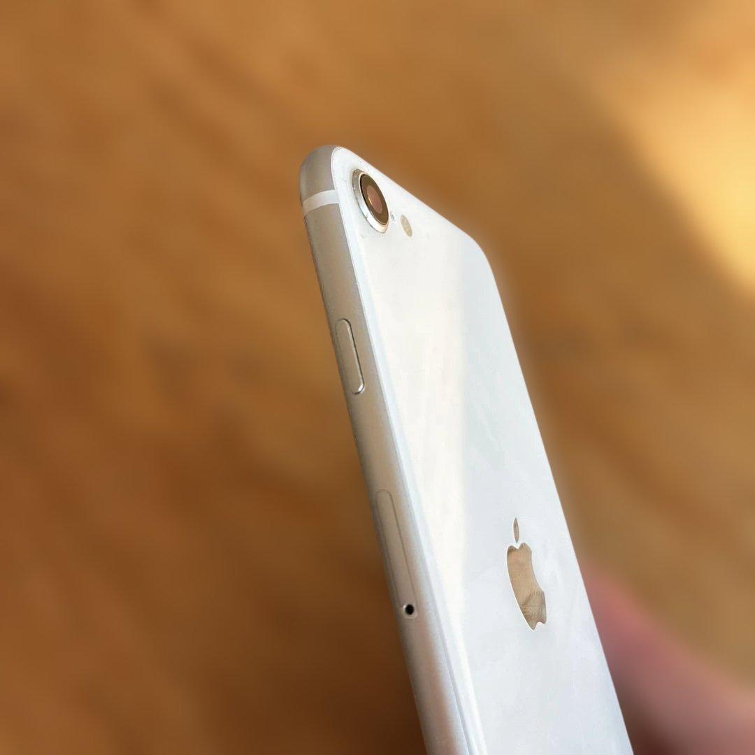 Apple iPhone SE2 ホワイト 本体