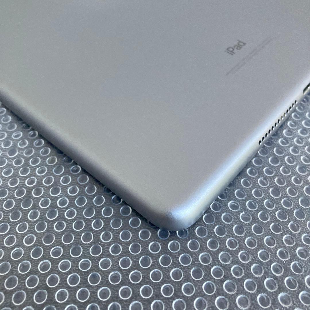 3170【早い者勝ち】美品☆iPad5 第5世代 32GB WIFIモデル☆