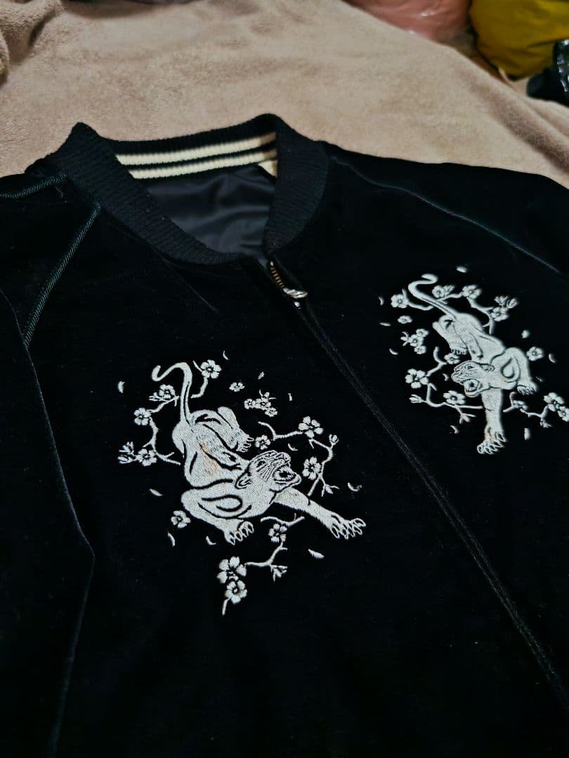 Black Vanquish ２面用日本限定虎 別珍 スカジャン unisex