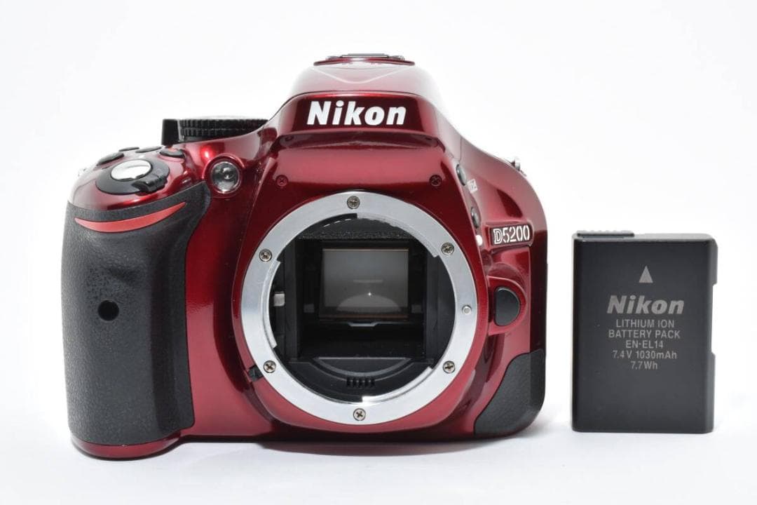 ★シャッター数2050★ ニコン NIKON D5200 レッド