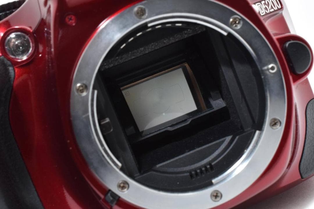 ★シャッター数2050★ ニコン NIKON D5200 レッド