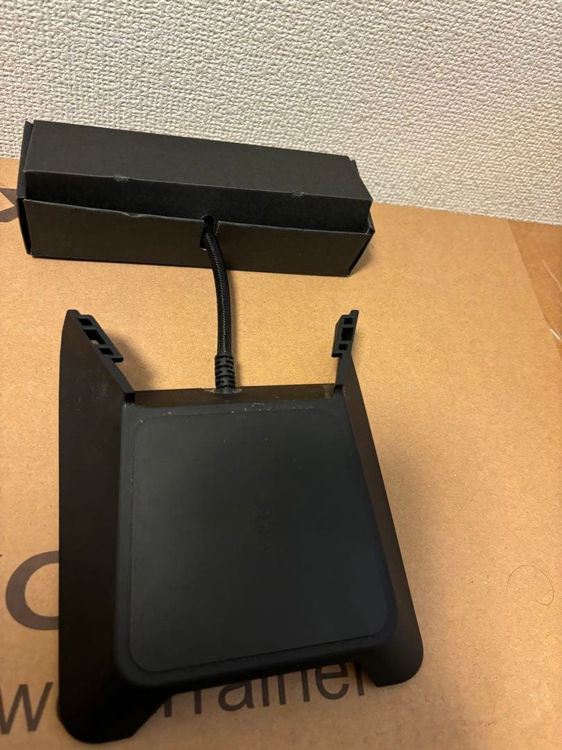 ヘッドホン razer BASE STATION CHROMA