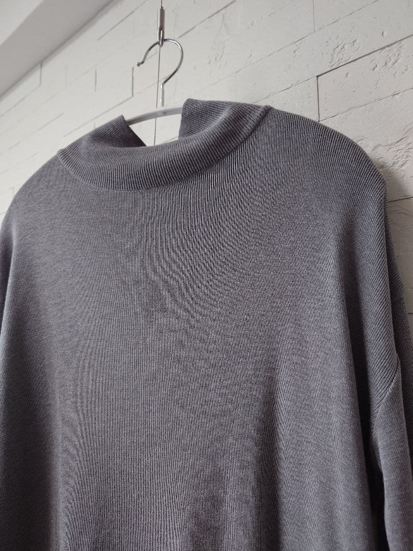 ■美品 OUR 洗える きれいめタートルニット プルオーバー