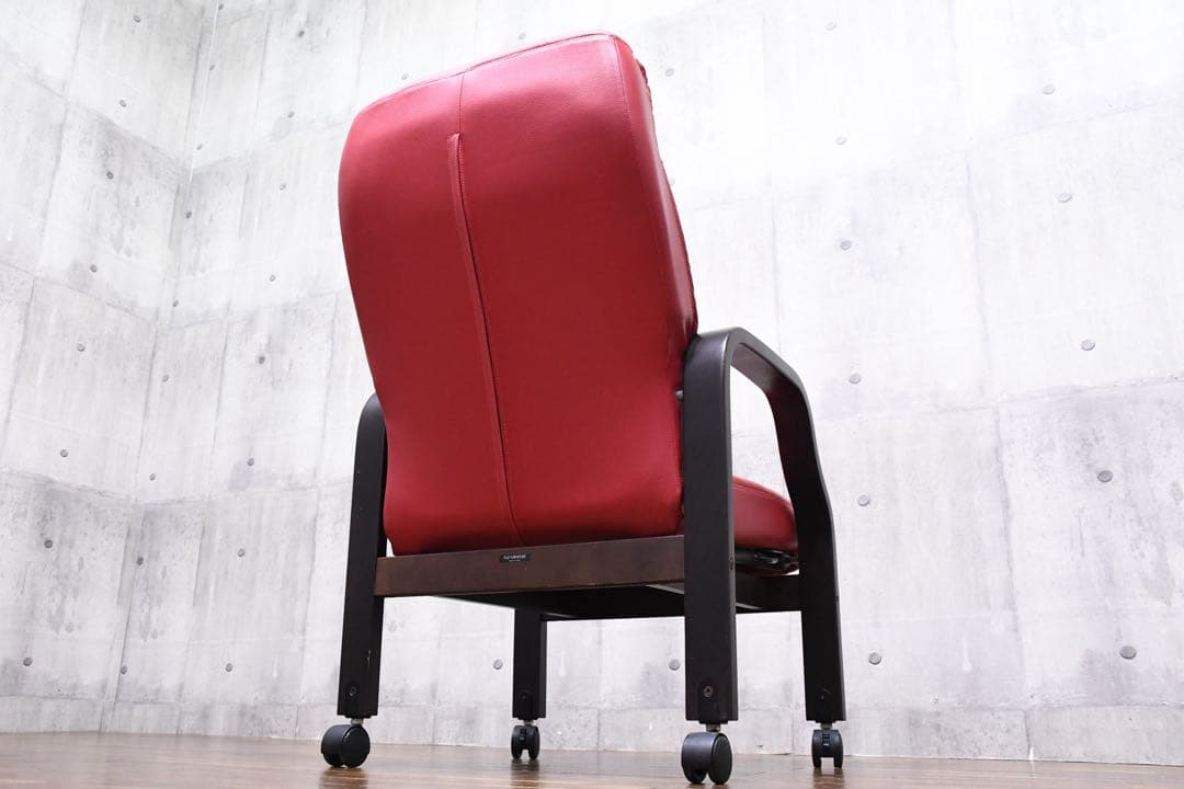 EHK74 冨士ファニチア キャスター付き リクライニング アームチェア レッド