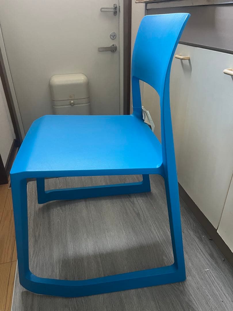 vitra ヴィトラ　Tipton ティプトン　チェアブルー