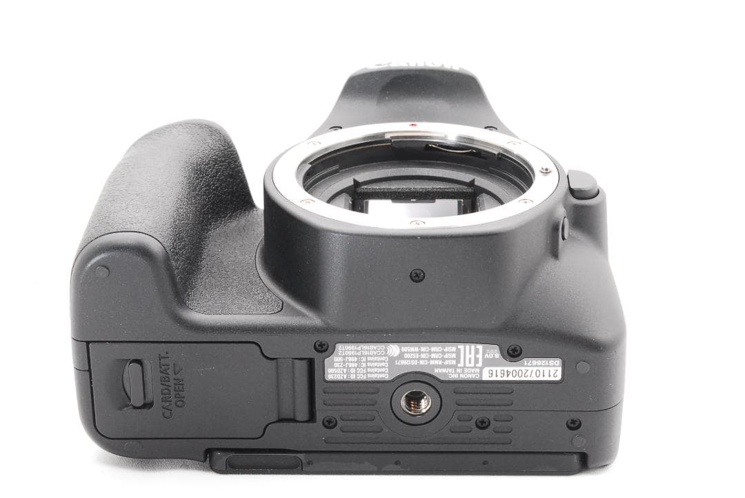 Canon EOS kiss x9 近～中望遠レンズ！初心者でも簡単操作♪