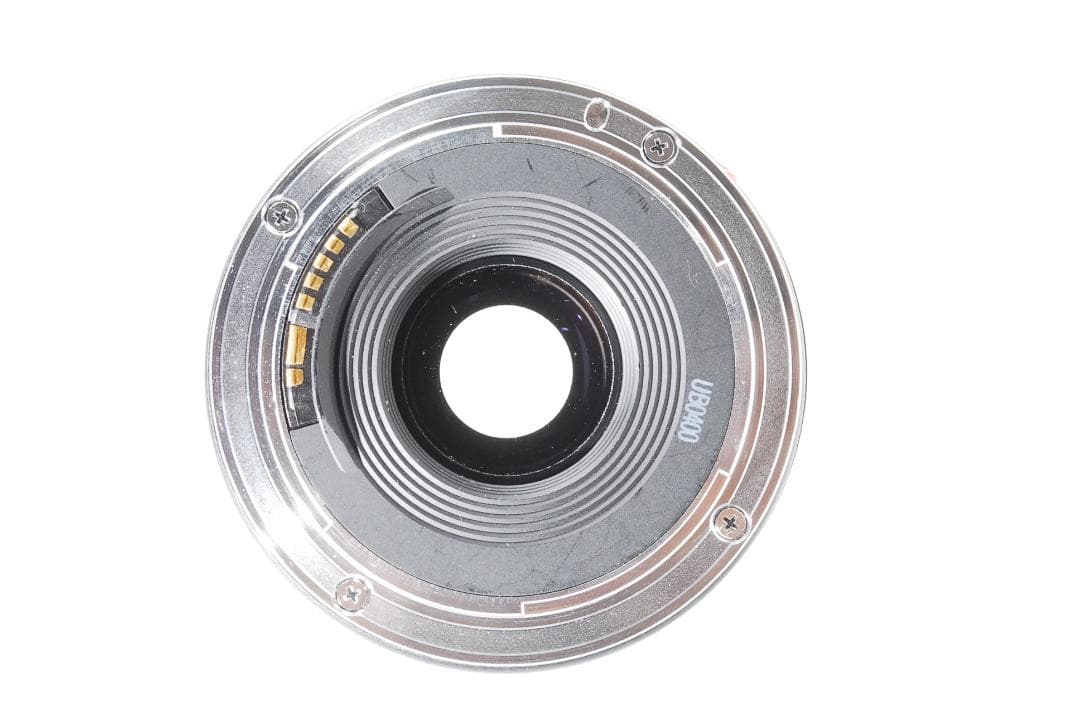 Canon EOS kiss x9 近～中望遠レンズ！初心者でも簡単操作♪