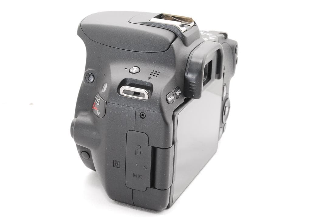 Canon EOS kiss x9 近～中望遠レンズ！初心者でも簡単操作♪