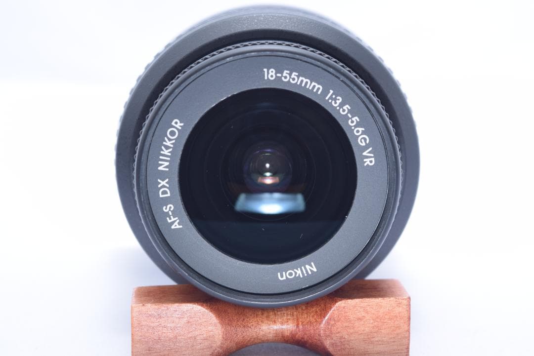 （その２）Nikon D60 シャッター数1100以下　手振れ補正レンズ付き