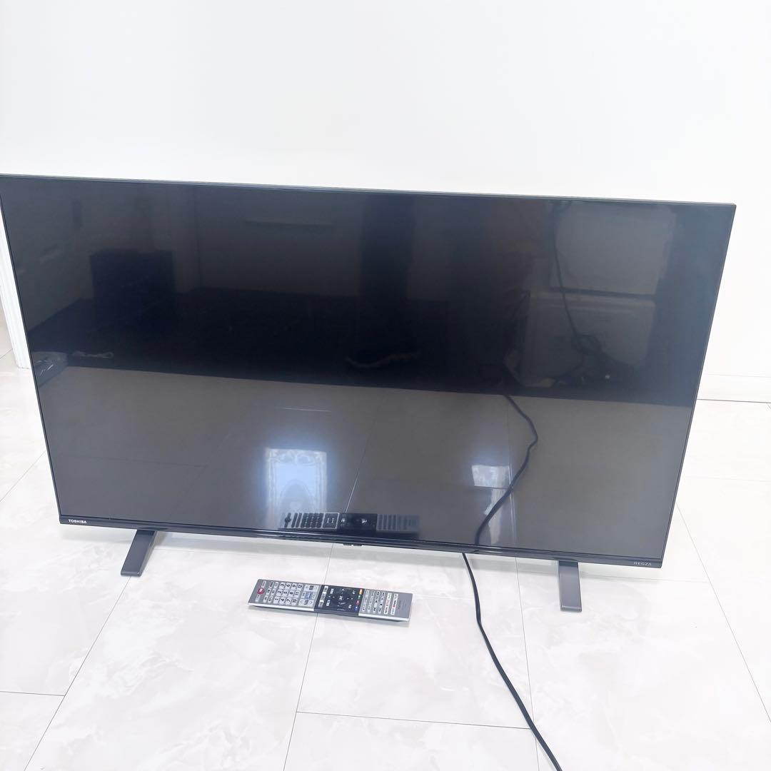 美品　テレビ　TV TOSHIBA 43型　送料無料