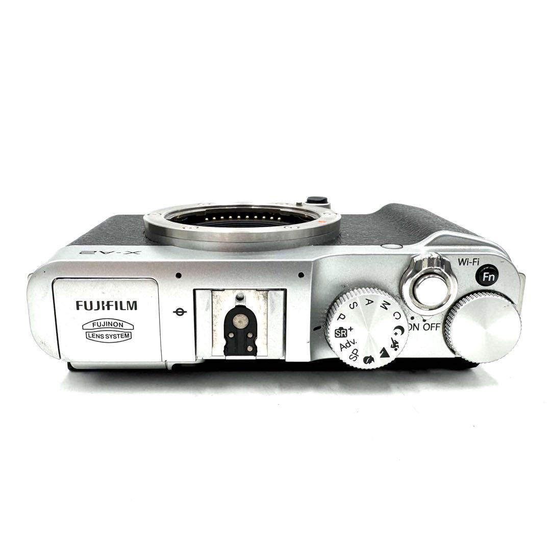 動作良好 FUJIFILM X-A2 シルバー XC 16-50mm OIS